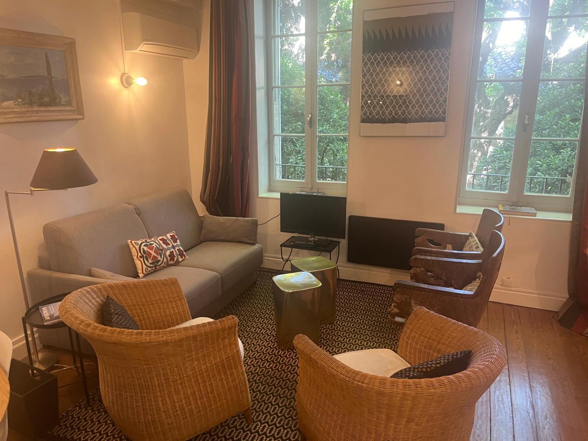 Duplex Face Au Palais Apartment อาวีญง ภายนอก รูปภาพ